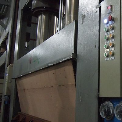 切れは人が木製のベニヤに四分の一がH265Sを切ったホワイト オークをした技術を切った
