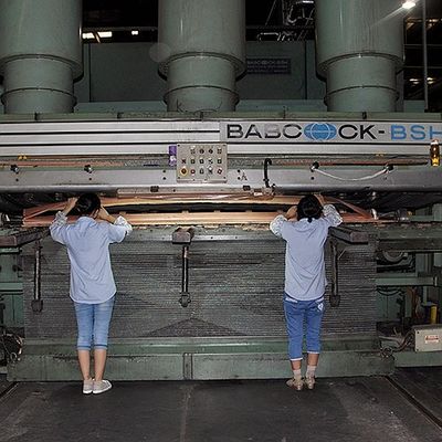 アメリカンホワイトオーク固木シート シースストレート ファンシーパネル用 染色フェニヤ 0.45mm厚さ