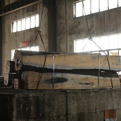 カスタマイズされたアメリカの自然なカシ木ベニヤの四分の一はホテルの装飾のためにのために煙った切れたり/染まったまさ目