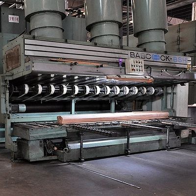 木が平らな切られた王冠に張り合わせるアメリカの自然なかえでは家具および楽器のための厚さ0.5mmの良質を切った