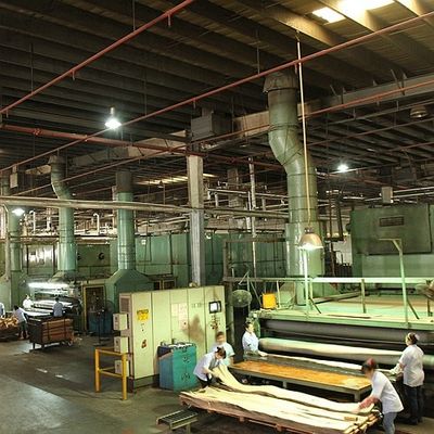 天然白灰木 フリーナー 四分の一切直角 粒の長さ 2050-3200mm 家具とドア用
