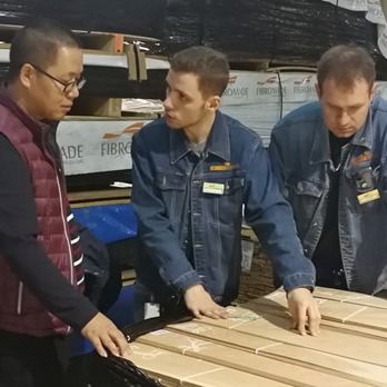 カスタマイズされたサービス 工学木材ファニヤ 長さ3100mm