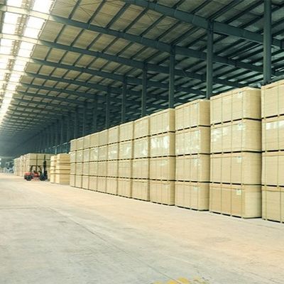 オリエンテッド・ストランドボード OSB2 ラディアタ・パイン 2745mm ロードベアリング・パネル用