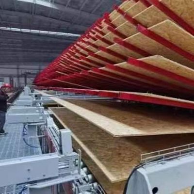 ラディアタ パイン オリエンテッド ストランド ボード 18mm OSB3 木造構造物 建築用 ルリ 木材