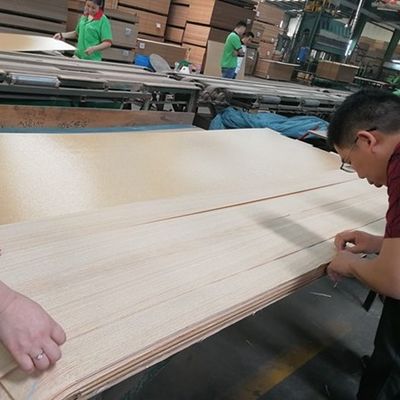 赤い色 2500~3100mm 家具用木製フェニヤー