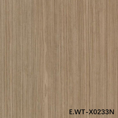 高級工芸木材フェニエール 欧州ウオールナッツ E.WT-X0233N 四分の一直直茶色 0.3mm ファンシー複合板のための中国OEM